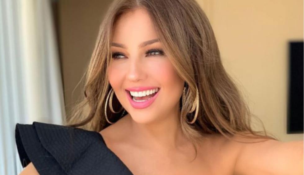 La cantante mexicana publicó una tierna foto sonriendo con su hija Sabrina, de 12 años. (Foto:thalia)