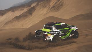 ¡A toda velocidad! Nicolás Fuchs probó su coche antes del Dakar 2019 en Pachacámac [VIDEO]