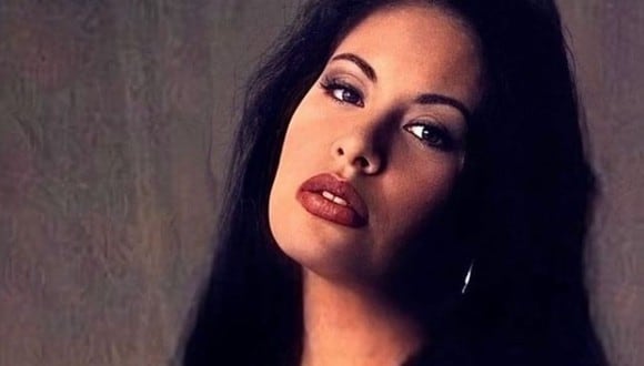 Fue nombrada "la artista latina más influyente y de mayores ventas de la década de 1990" por la revista Billboard. (Foto: Suzette Quintanilla / Instagram)