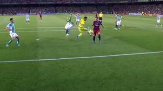Barcelona vs. Betis: Rakitic aprovechó un regalo para el primer gol