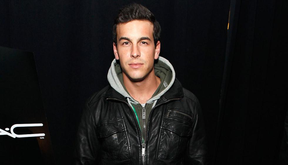 Mario Casas es tildado de ‘Patán’ tras ignorar a sus fanáticos en su visita a México. (Foto: AFP)