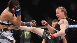 Valentina Shevchenko retuvo su título de campeona en UFC: la luchadora venció a Taila Santos