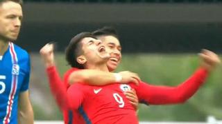 Centro y gol: Angelo Sagal abrió el marcador para Chile en final ante Islandia [VIDEO]