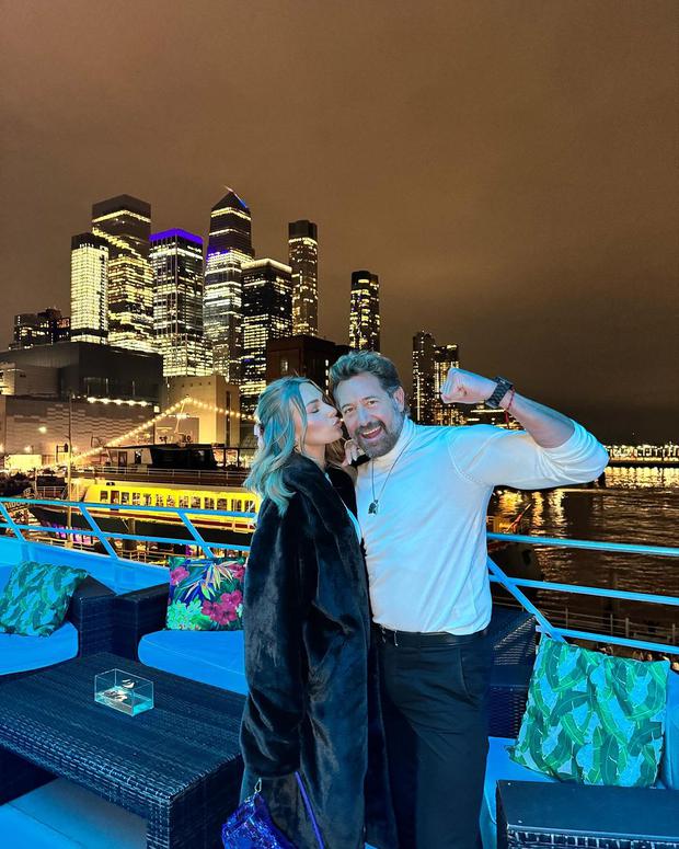 Irina Baeva y Gabriel Soto recibieron el 2024 en Nueva York (Foto: Irina Baeva / Instagram)