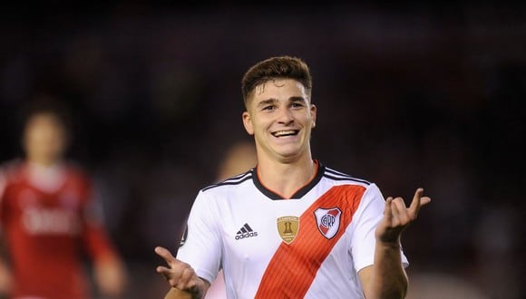 Julián Álvarez debutó en 2018 con River Plate y ya suma cinco títulos en su palmarés. (Foto: AFP)