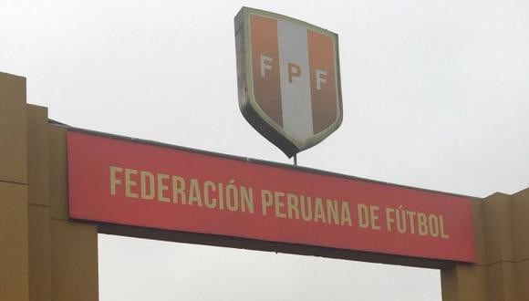 Directores de la FPF solicitan a Agustín Lozano que investigue actos irregulares en el sistema de licencias. (Foto: GEC)