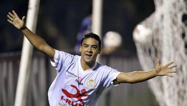 Alfredo 'Chapu' Ramúa marcó el gol del tirunfo de Real Garcilaso ante Cerro Porteño en Asunción por la Copa Libertadores 2013. (Foto: Agencias)