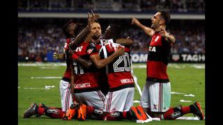 ¡Remontada con doblete de Vinicius! Flamengo venció a Emelec por Copa Libertadores 2018