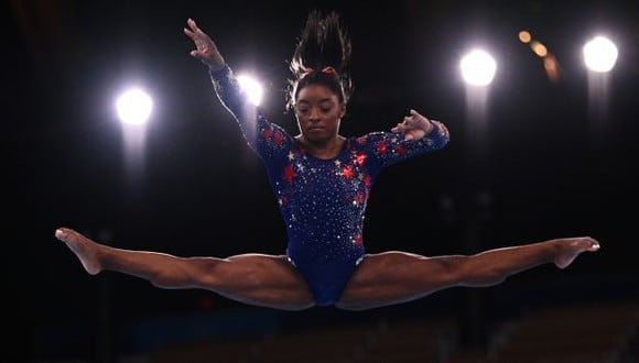 Simone Biles clasificó a las finales de gimnasia artística en Tokio 2020. (Foto: AFP)