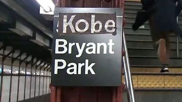 La estación del metro de Nueva York lució así tras la muerte de Kobe Bryant. (Foto: Agencias)