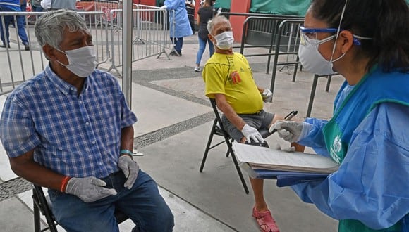 Son más de 68 mil contagiados de coronavirus en Perú. (Foto: Cris Bouroncle / AFP)