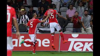 André Carrillo: el festejo de su primer gol con el Benfica en imágenes