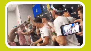 ‘Tata’ Martino es bañado con champagne tras ganar la Leagues Cup con Inter Miami