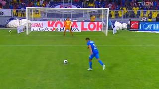 Como un delantero: Luis Abram anotó de penal en la definición de Cruz Azul vs. Necaxa [VIDEO]