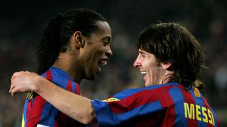 Se puso la '10' y ganó 28 títulos: Messi cumple una década de haber heredado el número de Ronaldinho [FOTOS]