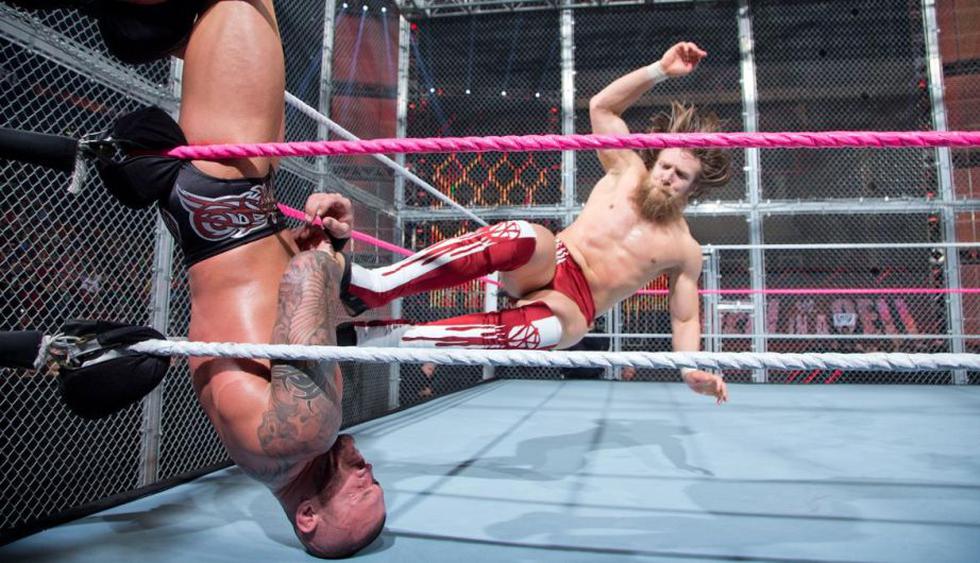 10. Daniel Bryan vs. Randy Orton — WWE Hell in a Cell 2013. (WWE)