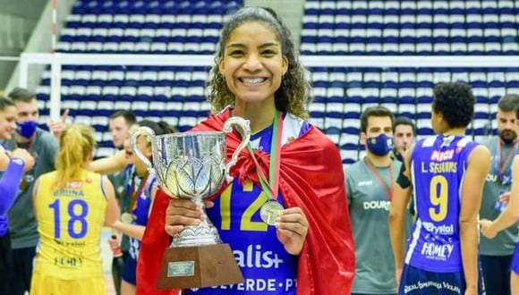 Carla Rueda tras salir campeona con el Porto: “La meta es quedarse en Europa”. (Facebook)