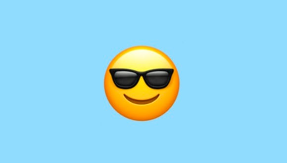 ¿Sabes realmente lo que significa el emoji de la carita con lentes en WhatsApp? Aquí te lo contamos. (Foto: Emojipedia)