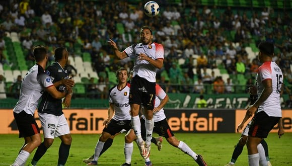 El gerente deportivo de Melgar habló del reto de clasificar a la siguiente ronda de la Sudamericana. (Foto: Juan BARRETO / AFP)