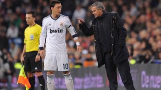 Como en los viejos tiempos: Özil volvería al lado de Mourinho tras impresionante oferta del United