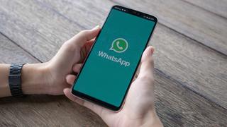 La guía para que vuelvas “invisible” a una conversación grupal de WhatsApp 