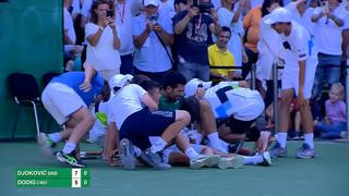 El show de ‘Nole’: así celebró Djokovic tras vencer a tres rivales en exhibición 