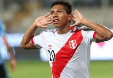 Selección Peruana: Edison Flores no aguantó y se puso el uniforme que usará la bicolor en el Mundial