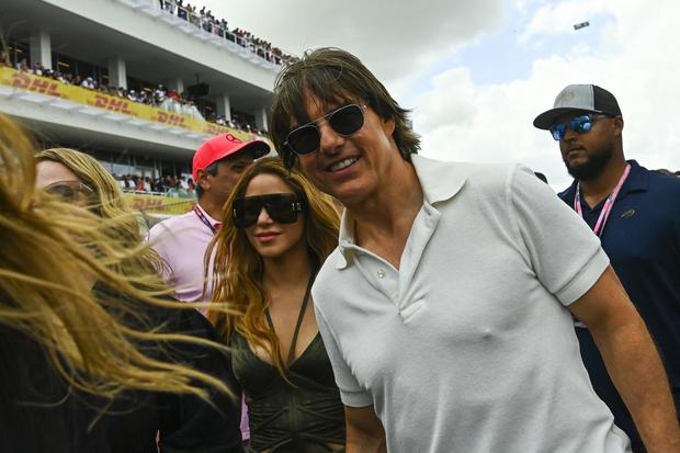 Shakira y Tom Cruise fueron la principal atracción fuera de la pista (Foto: AFP)