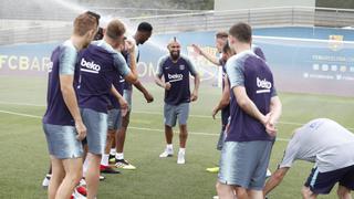 No se salvó del 'apanado': así recibieron a Vidal en su primer entrenamiento con Barcelona [FOTOS y VIDEO]