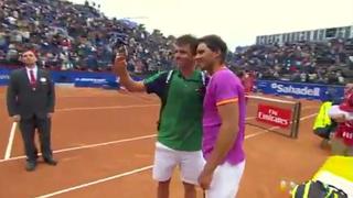 Argentino Zeballos le pidió un selfie a Nadal a pesar de su derrota en Barcelona [VIDEO]