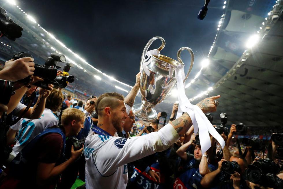 Las mejores fotos de los festejos del Real Madrid tras la obtención de la Champions League. (Agencias)
