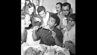 El día que Muhammad Ali peleó en Perú y comió pollo a la brasa