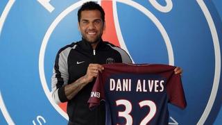 Y confeccionó su propia camiseta: Dani Alves fue presentado como el fichaje estrella del PSG [VIDEO]