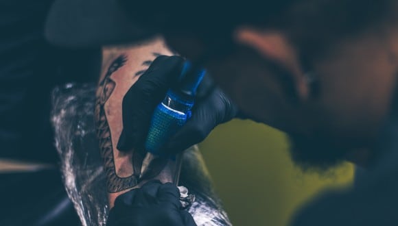 La tiktoker no expuso al tatuador que arruinó su mensaje en uno de sus brazos. (Foto: Pexels)
