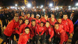 Revive la llegada de la bicolor a Arequipa, cientos de hinchas recibieron a los jugadores [FOTOS y VIDEO]