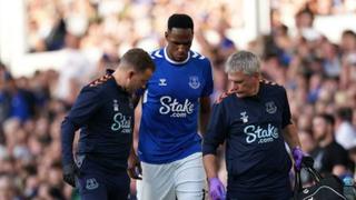 De mal en peor: Everton confirmó que Yerry Mina tiene una lesión en el ligamento del tobillo