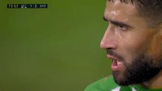 Hay partido en Andalucía: el gol de Víctor Ruíz para el 2-2 de Barcelona vs. Betis [VIDEO]
