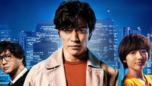 Ryohei Suzuki como Ryo Saeba y Misato Morita como Kaori Makimura en la película japonesa "City Hunter" (Foto: Netflix)