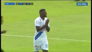 El palo le dijo no al ‘Patrón’: Ascues estuvo cerca del gol en el Alianza Atlético vs. Ayacucho FC [VIDEO]