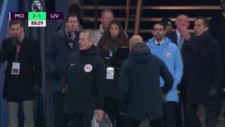¡Completamente loco! La agresiva reacción de Guardiola sobre el cuarto árbitro en el City vs. Liverpool [VIDEO]