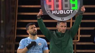 Siempre el ‘10′: Agüero y su corrección al árbitro en su ingreso al Manchester City vs PSG [VIDEO]