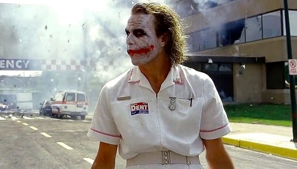 Heath Ledger no improvisó en la escena del hospital en ‘The Dark Night’ (Foto: Warner Bros.)