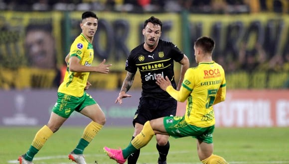 Defensa y Justicia vs. Peñarol en partido por Copa Sudamericana. (Foto: EFE)