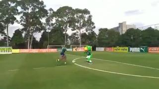 ¡El 'Rayo' no perdona! Bicicleta y golazo de Usain Bolt en un entrenamiento del Palmeiras [VIDEO]