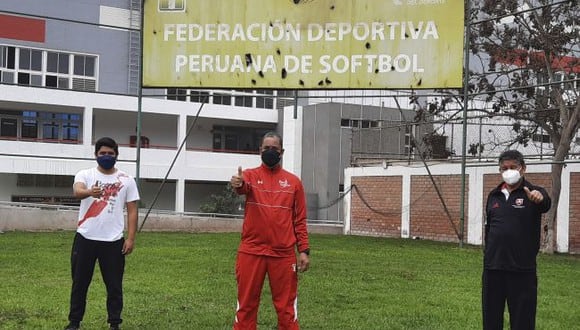 Seleccionados de softbol pasaron exámenes biomédicos para retornar a la Videna. (Softbol Perú)