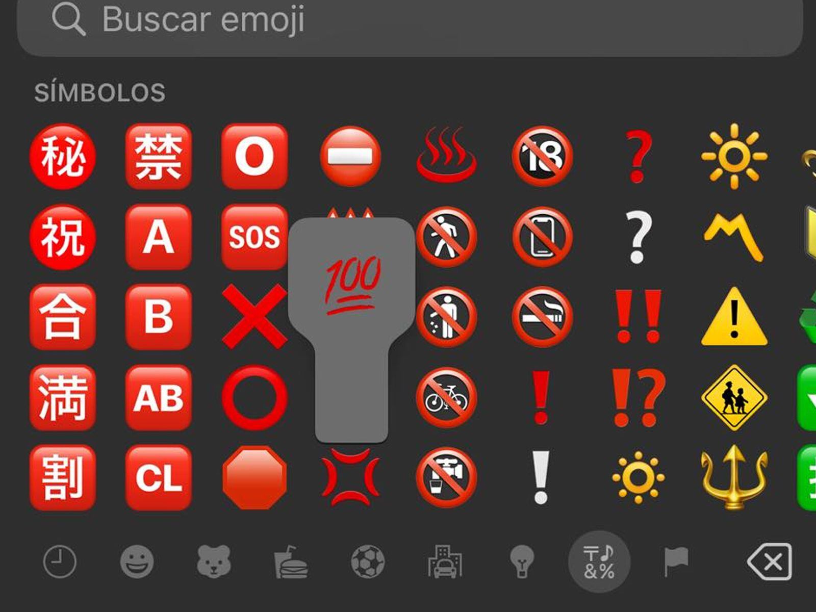 El emoji del número 100 se encuentra en la sección símbolos de WhatsApp. (Foto: MAG - Rommel Yupanqui)