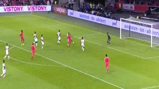 Demostró toda su calidad: Memphis Depay anotó un golazo para Holanda ante Perú [VIDEO]
