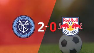 New York City FC marcó dos veces en la victoria ante New York Red Bulls en el estadio Yankee Stadium