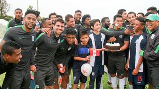 Alianza Lima: Andy Pando está de cumpleaños y así lo celebraron
