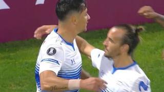 Golpe ‘cruzado’: Fernando Zampedri anota el 1-0 de U. Católica vs. Nacional [VIDEO]